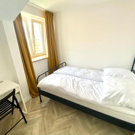 Apartament Sanok-Z Widokiem Na Rynek I Tarasem מראה חיצוני תמונה