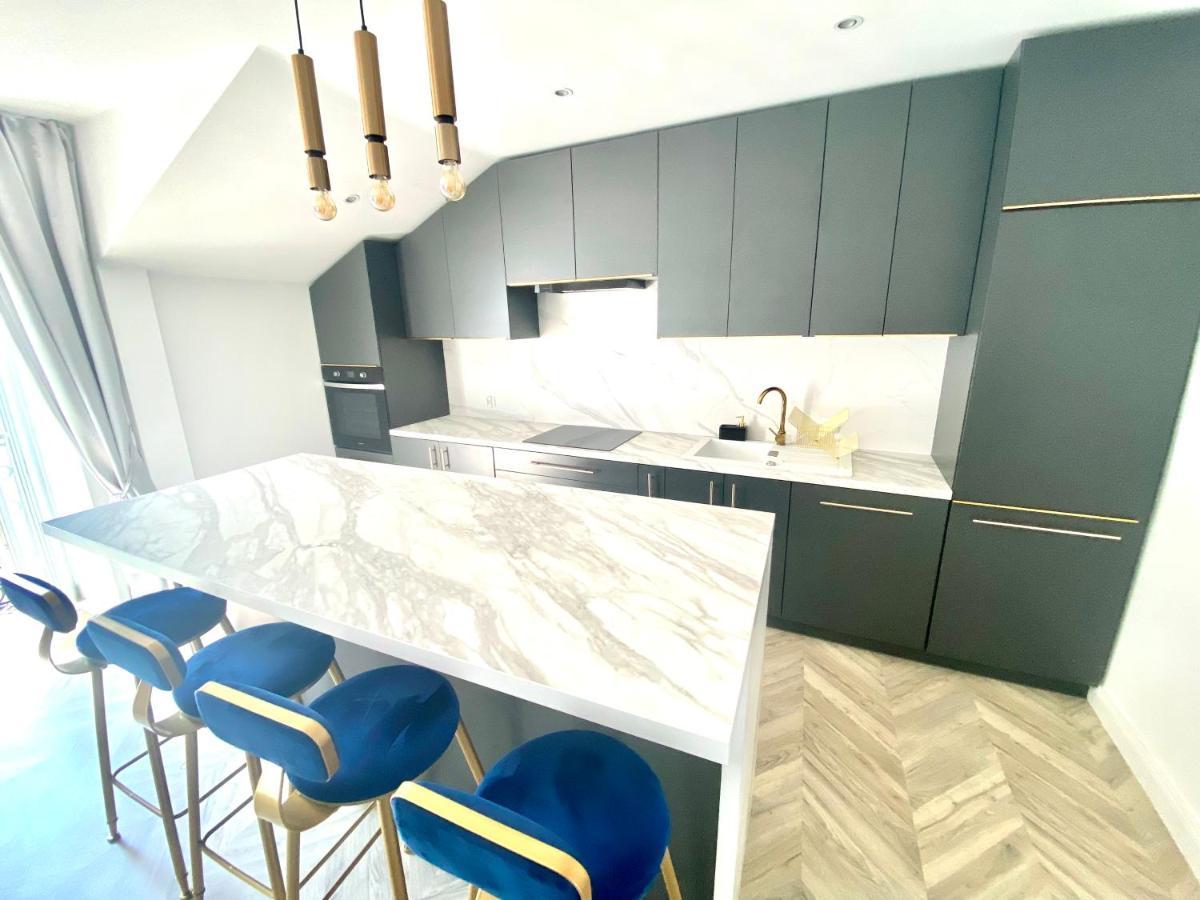 Apartament Sanok-Z Widokiem Na Rynek I Tarasem מראה חיצוני תמונה